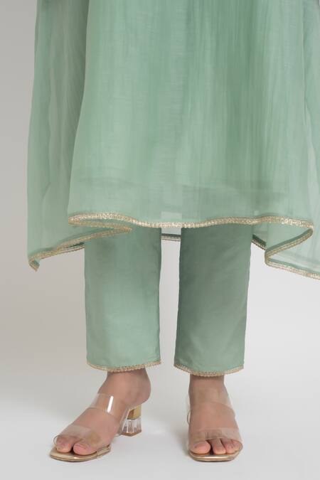 Sinjhar_Green Chanderi Sequins, Embroidery Round Neck, Keyhole Kurta Pant And Dupatta Set _at_Aza_Fashions