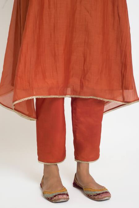 Sinjhar_Rust Chanderi, Cotton, Silk Embroidery, Zari Round Neck, Kurta Set With Dupatta _at_Aza_Fashions