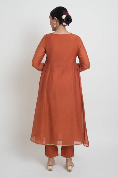 Sinjhar Embroidered Chanderi Kurta, Pant & Dupatta Set 