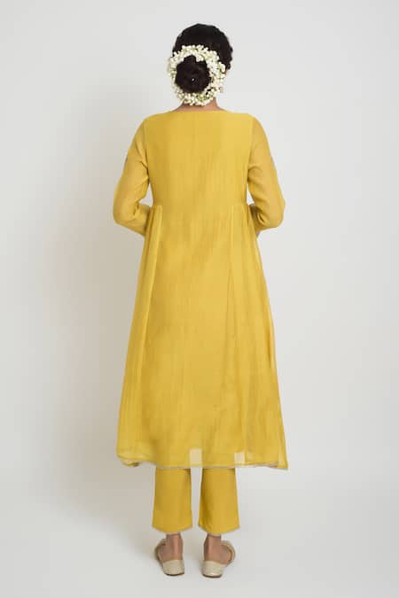 Sinjhar Embroidered Chanderi Kurta, Pant & Kota Silk Dupatta 