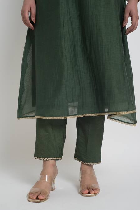 Sinjhar_Green Chanderi, Cotton, , Organza Embroidery, Kurta, Pant And Dupatta Set _at_Aza_Fashions