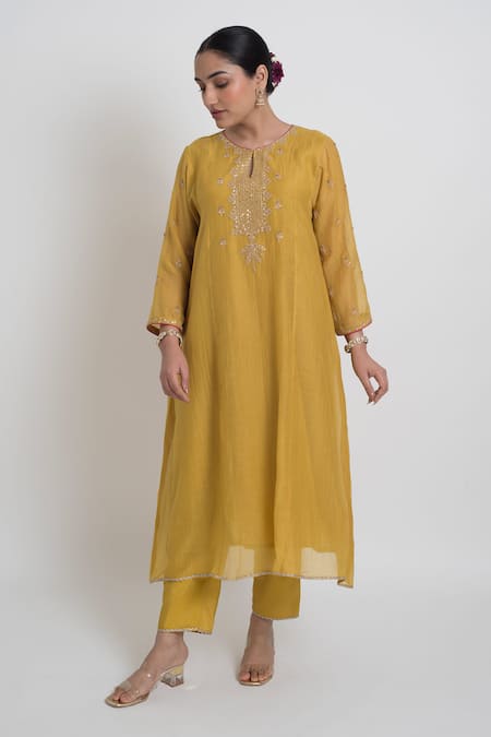 Buy_Sinjhar_Yellow Chanderi, Silk Organza Sequins, Embroidery, Kurta, Pant And Dupatta Set _Online_at_Aza_Fashions