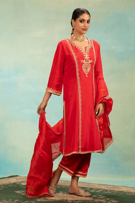 Buy_Swati Wadhwani Couture_Red Silk, Organza Pearls, Sequins, Embroidery Anarkali Kurta Pant And Dupatta Set _Online_at_Aza_Fashions