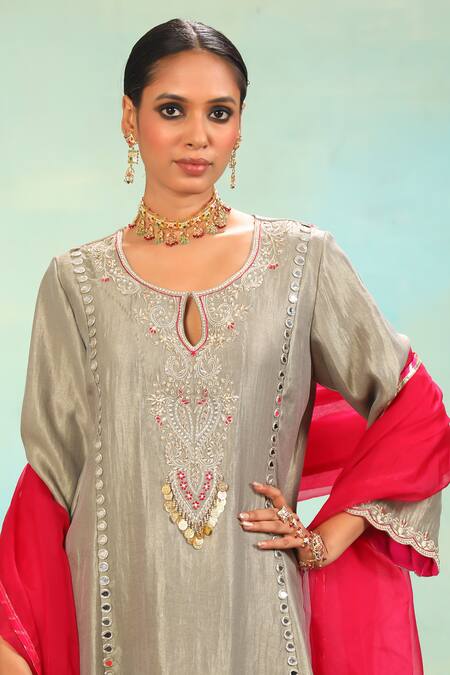 Buy_Swati Wadhwani Couture_Green Zari, Mirrors, Embroidery, Tassels Round Tissue Chanderi Dabka Choga Set 