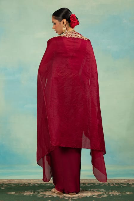 Swati Wadhwani Couture Dori & Cutdana Embroidered Cape Blouse Dhoti Set 