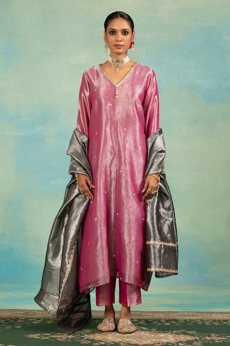 Buy_Swati Wadhwani Couture_Pink Tissue Sequins, Pearls V-neck And Embroidered Kurta Set _Online_at_Aza_Fashions