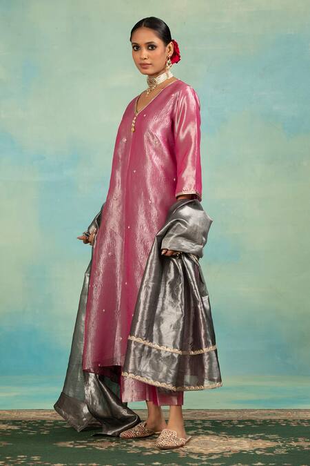 Swati Wadhwani Couture_Pink Tissue Sequins, Pearls V-neck And Embroidered Kurta Set _at_Aza_Fashions