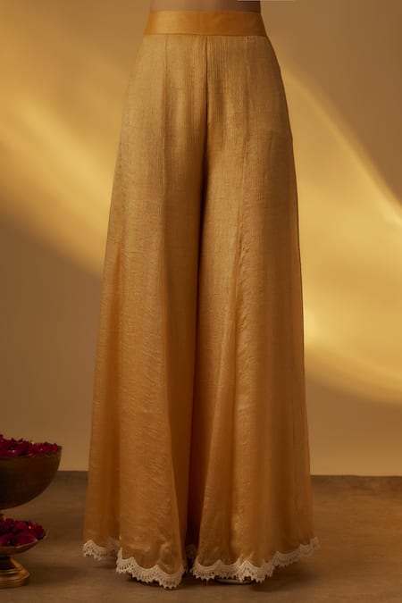 RAYASHA KHAN Yellow Organza Sequins, Lace Round Neck Mango Short Kurta Set at Aza Fashions RAYASHA KHAN_Yellow Organza Sequins, Lace Round Neck Mango Short Kurta Set _at_Aza_Fashions