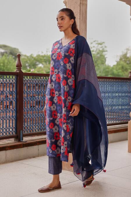 Vaayu Blue Muslin, Cotton Tassels V-neck Indigo Bloom Kurta Set Online at Aza Fashions Vaayu_Blue Muslin, Cotton Tassels V-neck Indigo Bloom Kurta Set _Online_at_Aza_Fashions