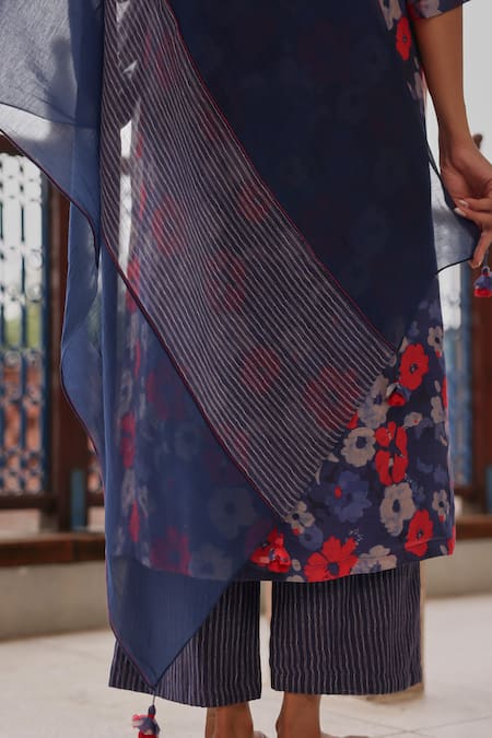 Shop Vaayu Blue Muslin, Cotton Tassels V-neck Indigo Bloom Kurta Set Online at Aza Fashions Shop_Vaayu_Blue Muslin, Cotton Tassels V-neck Indigo Bloom Kurta Set _Online_at_Aza_Fashions