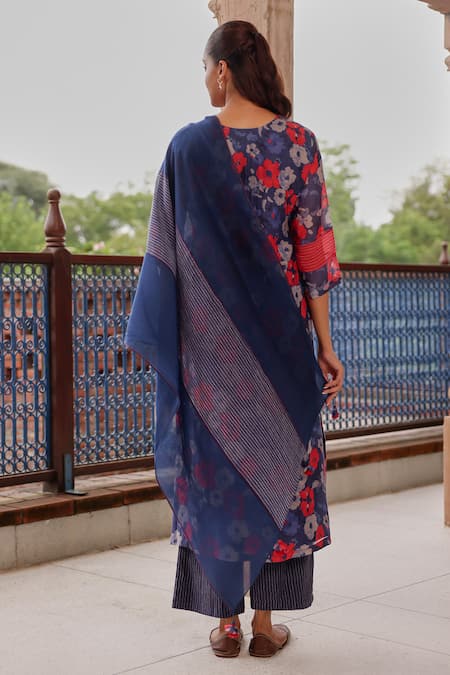 Vaayu Indigo Bloom Kurta Set