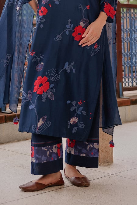 Vaayu_Blue Muslin, Cotton Applique, Embroidery, Tassels Indigo Bloom Kurta Set _at_Aza_Fashions