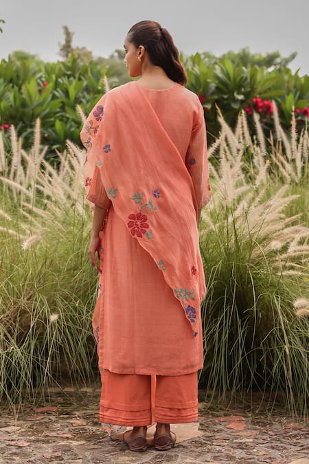 Shop Vaayu Pink Muslin, Cotton Embroidery, Applique, Tassels Magnolia Thread Kurta Set at Aza Fashions Shop_Vaayu_Pink Muslin, Cotton Embroidery, Applique, Tassels Magnolia Thread Kurta Set _at_Aza_Fashions