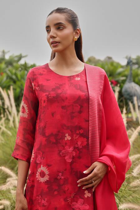 Shop Vaayu Pink Muslin, Cotton Embroidery, Tassels Round Neck Rosewood Bloom Kurta Set Online at Aza Fashions Shop_Vaayu_Pink Muslin, Cotton Embroidery, Tassels Round Neck Rosewood Bloom Kurta Set _Online_at_Aza_Fashions