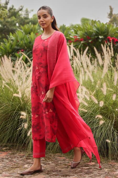 Vaayu Pink Muslin, Cotton Embroidery, Tassels Round Neck Rosewood Bloom Kurta Set at Aza Fashions Vaayu_Pink Muslin, Cotton Embroidery, Tassels Round Neck Rosewood Bloom Kurta Set _at_Aza_Fashions