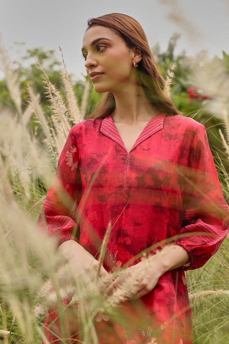 Shop_Vaayu_Pink Muslin, Cotton Embroidery V-neck, Collared Rosewood Bloom Dress _Online_at_Aza_Fashions