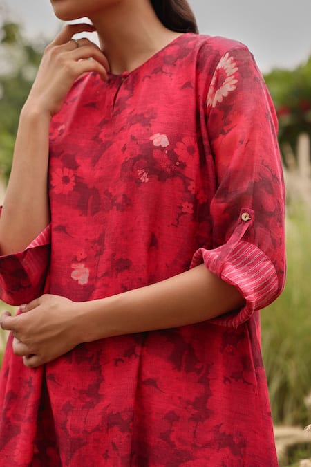 Buy Vaayu Pink Muslin, Cotton Round Neck Rosewood Bloom Kurta And Pant Set Online at Aza Fashions Buy_Vaayu_Pink Muslin, Cotton Round Neck Rosewood Bloom Kurta And Pant Set _Online_at_Aza_Fashions