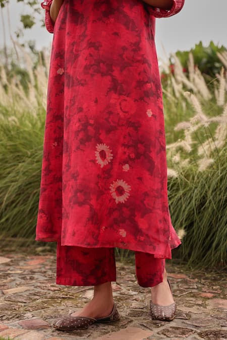 Vaayu Pink Muslin, Cotton Round Neck Rosewood Bloom Kurta And Pant Set at Aza Fashions Vaayu_Pink Muslin, Cotton Round Neck Rosewood Bloom Kurta And Pant Set _at_Aza_Fashions