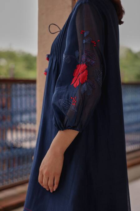 Vaayu Blue Muslin, Cotton Tassels V-neck Indigo Bloom Pintuck Dress Online at Aza Fashions Vaayu_Blue Muslin, Cotton Tassels V-neck Indigo Bloom Pintuck Dress _Online_at_Aza_Fashions