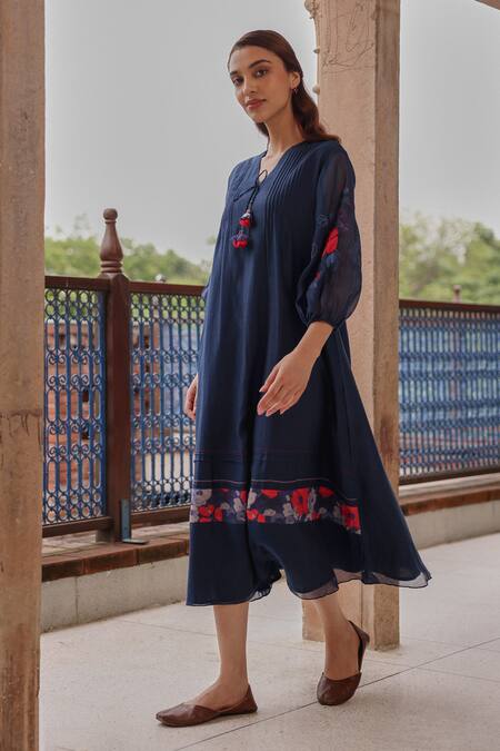 Vaayu Blue Muslin, Cotton Tassels V-neck Indigo Bloom Pintuck Dress at Aza Fashions Vaayu_Blue Muslin, Cotton Tassels V-neck Indigo Bloom Pintuck Dress _at_Aza_Fashions
