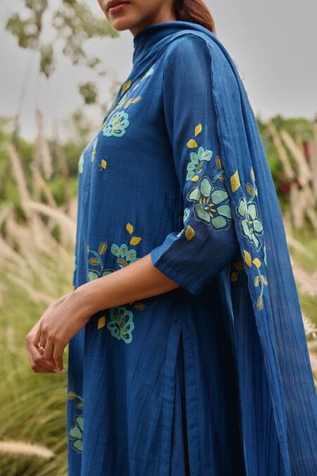 Buy_Vaayu_Blue Muslin, Cotton Applique, Embroidery, Tassels Split Indigo Bloom Kurta Set _Online_at_Aza_Fashions