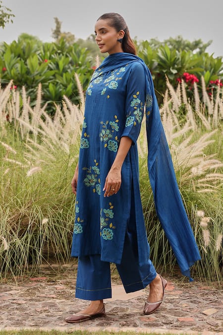 Vaayu_Blue Muslin, Cotton Applique, Embroidery, Tassels Split Indigo Bloom Kurta Set _at_Aza_Fashions