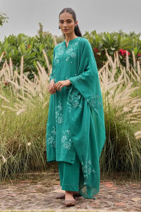 Vaayu_Teal Muslin, Cotton Applique, Embroidery, Tassels Split V-neck Kurta Set _at_Aza_Fashions