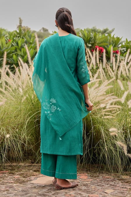 Vaayu Teal Applique Embroidered Kurta Set 