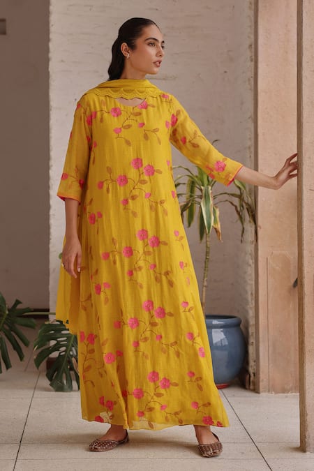 Vaayu Canary Bloom Embroidered Anarkali With Dupatta 