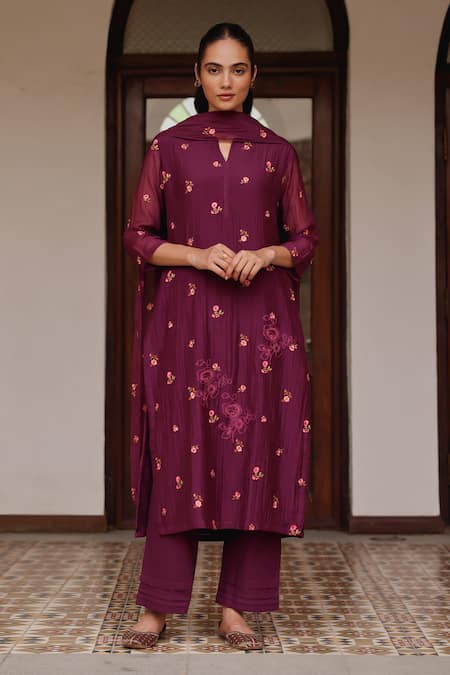 Vaayu_Purple Muslin, Cotton Embroidery, Applique, Tassels Amethyst Bloom Kurta Set _at_Aza_Fashions