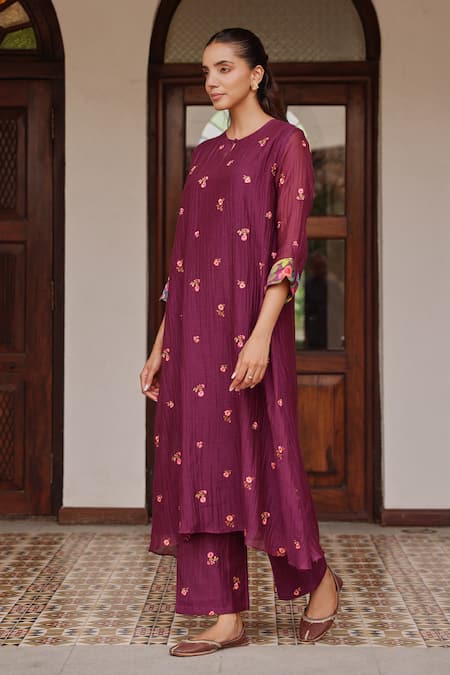 Vaayu_Purple Muslin, Cotton Embroidery Round Neck, Amethyst Bloom Kurta And Pant Set _at_Aza_Fashions