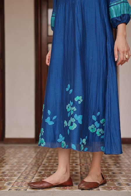 Vaayu_Blue Muslin, Cotton Applique Round Neck Indigo Pintuck Dress _at_Aza_Fashions