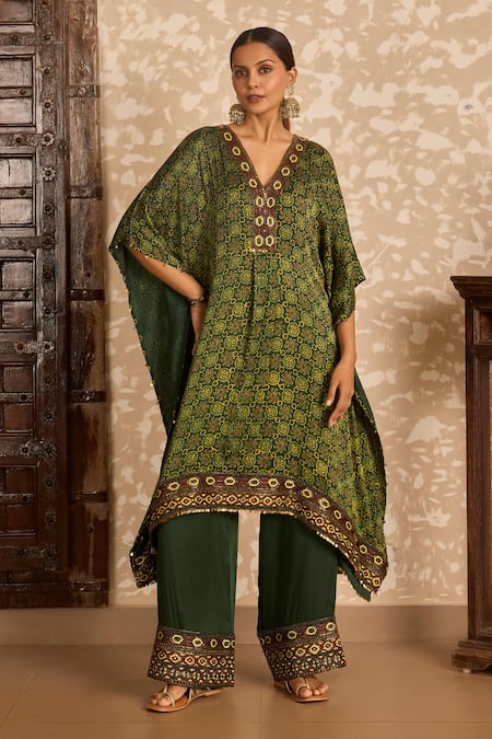 Akashi Clothing Ajrakh Dual Print Kaftan & Pant Set 