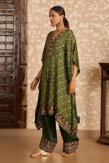 Akashi Clothing_Green Modal, Satin Embroidery, Chains V-neck Ajrakh Dual Print Kaftan And Pant Set _Online_at_Aza_Fashions