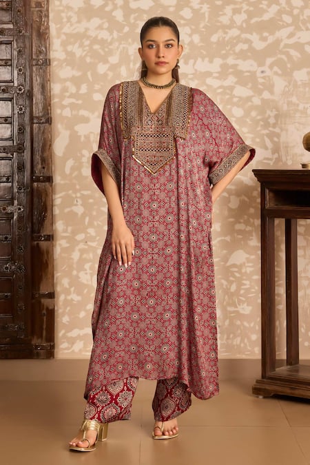 Akashi Clothing Ajrakh Print Kaftan & Pant Set 