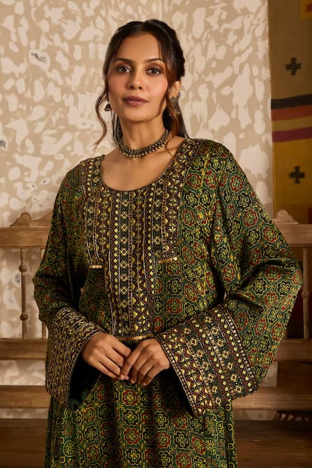 Shop Akashi Clothing Green Modal, Satin Embroidery Round Neck Ajrakh Print Kurta And Palazzo Set Online at Aza Fashions Shop_Akashi Clothing_Green Modal, Satin Embroidery Round Neck Ajrakh Print Kurta And Palazzo Set _Online_at_Aza_Fashions