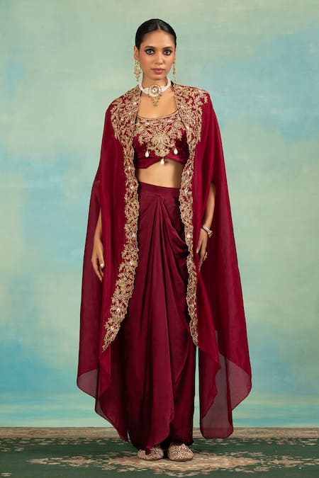 Swati Wadhwani Couture Dori & Cutdana Embroidered Cape Blouse Dhoti Set 