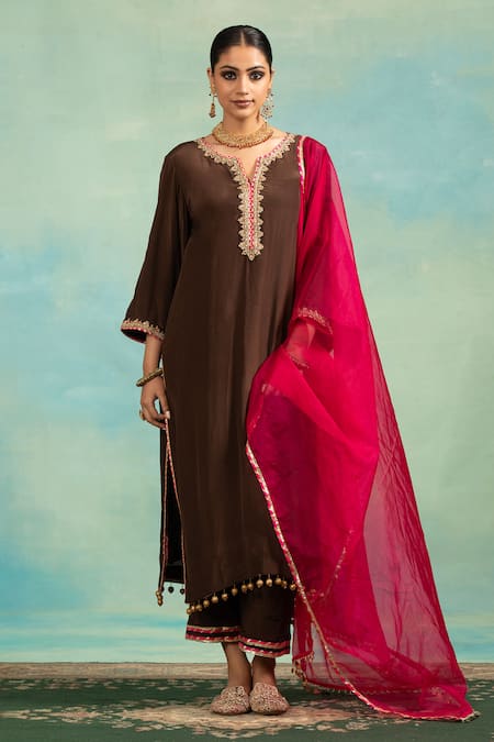 Swati Wadhwani Couture Crepe Zari & Pearl Work Kurta Set 