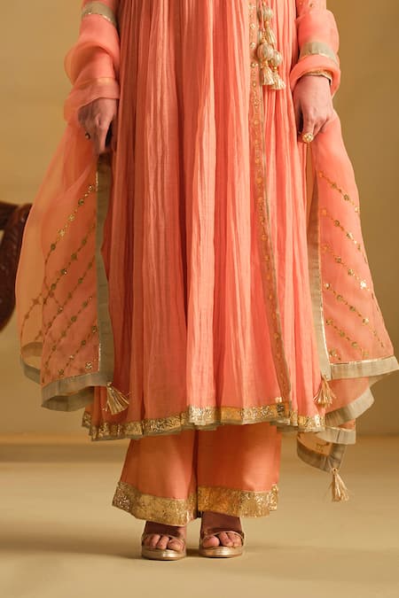 Almaari By Pooja Patel_Green Silk, Chanderi, Tissue Gota Patti, Tassels Square Arya Anarkali Pant Set _Online_at_Aza_Fashions