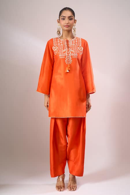 Archana Shah_Orange Silk Embroidery, Tassels, Piping, Zari Round Neck, Split Kurta Set _Online_at_Aza_Fashions