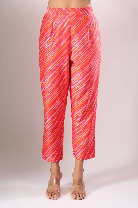 Buy_Archana Shah_Pink Silk Embroidery, Metallic Thread Split V-neck Dahlia Kurta Set 