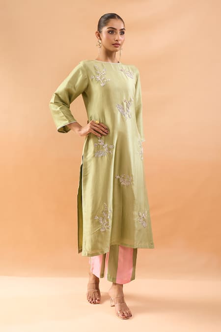 Buy_Archana Shah_Green Embroidery, Sequins Round Neck Kurta With Pant _Online_at_Aza_Fashions