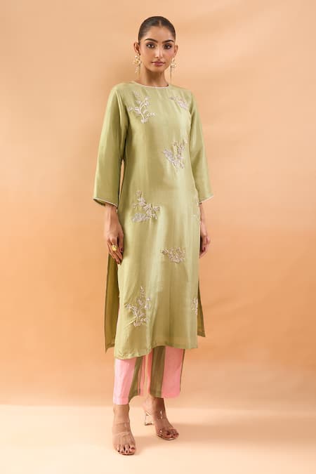 Archana Shah_Green Embroidery, Sequins Round Neck Kurta With Pant _at_Aza_Fashions