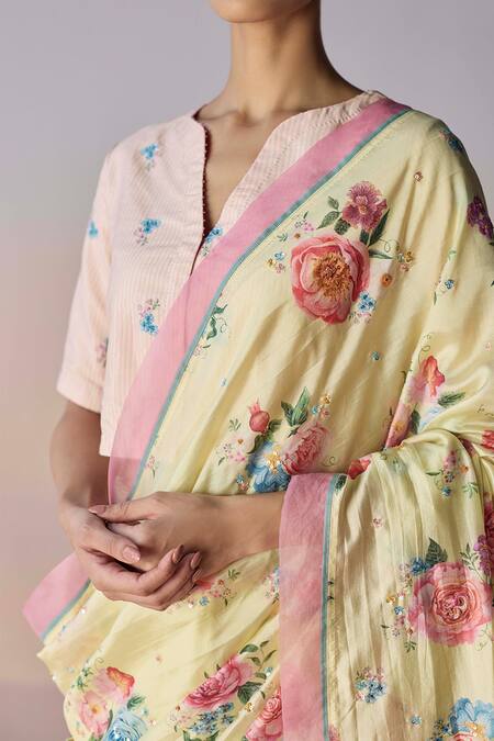 Buy_Surmaye_Yellow Organza, Silk Sequins, Beads Kindred Petals Saree 