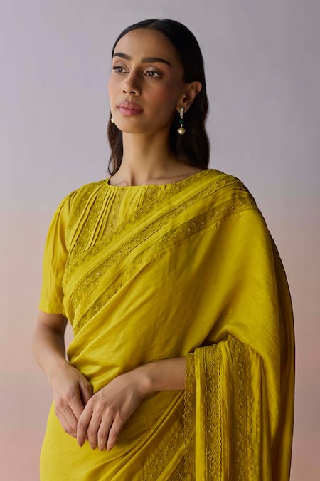 Buy_Surmaye_Yellow Organza, Silk Embroidery, Beads Whispering Ivy Saree 