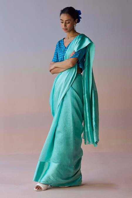 Buy Surmaye Blue Organza, Silk Infinite Grace Saree Online at Aza Fashions Buy_Surmaye_Blue Organza, Silk Infinite Grace Saree _Online_at_Aza_Fashions