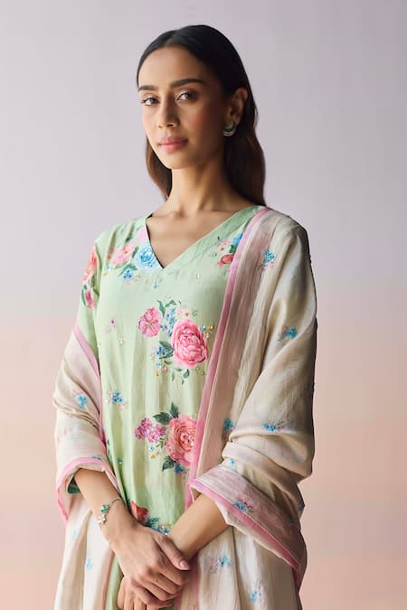 Surmaye_Mint Silk Sequins, Beads V-neck Kindred Petals Green Kurta And Pant Set _at_Aza_Fashions