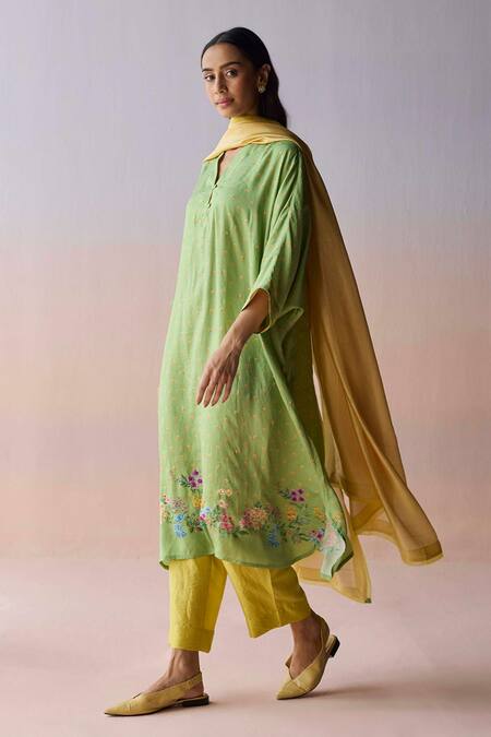 Surmaye_Green Silk Sequins, Beads Split V-neck Morning Whisper Kurta And Pant Set _Online_at_Aza_Fashions