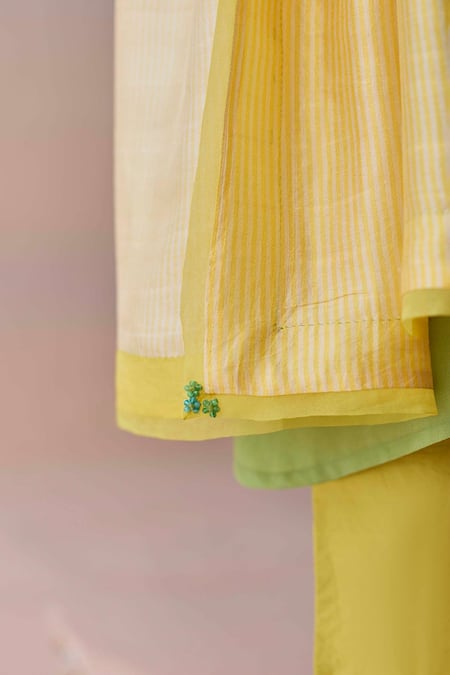 Buy_Surmaye_Green Silk Sequins, Beads Split V-neck Morning Whisper Kurta And Pant Set _Online_at_Aza_Fashions