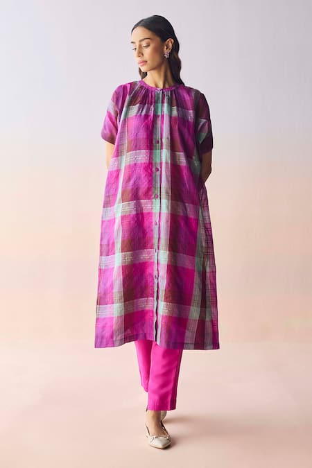 Surmaye Rooted Pink Kurta Set 
